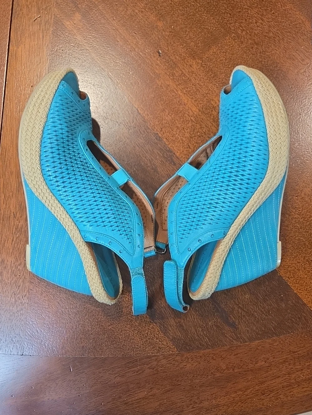 LAmour Des Pieds comfortable turquoise